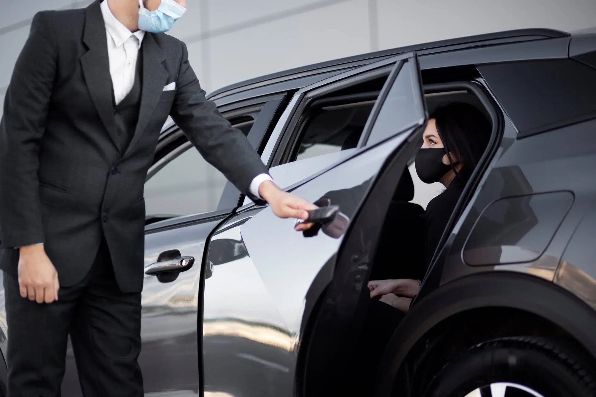 black car limo service Manhattan to Long Island